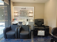 luxury beauty salon noida - 1